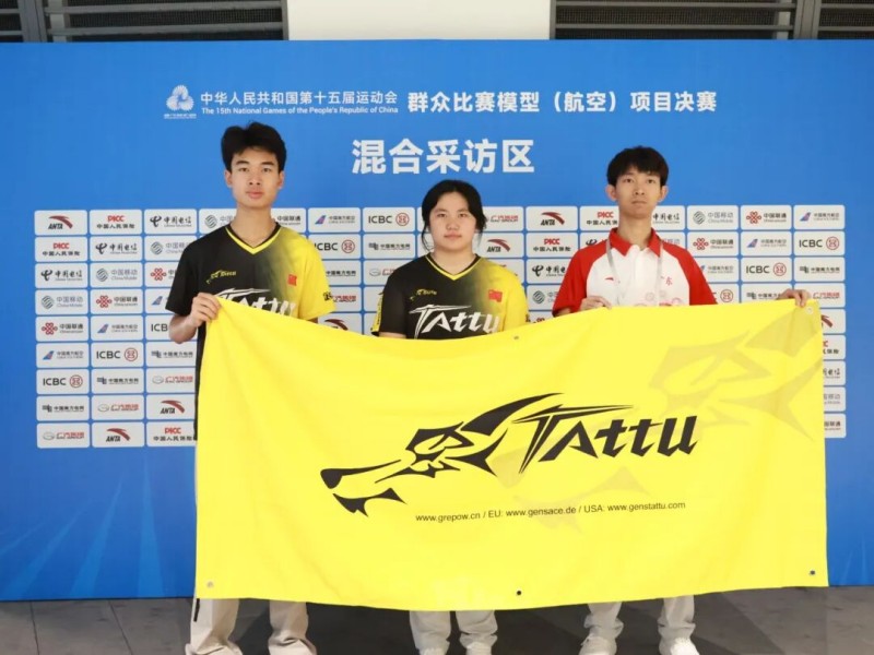 孔海森、何雨瞳、李皓哲